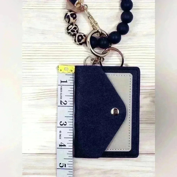 Silicone Beaded Wristlet Bracelet Keychain Wallet Bangle Keyring Tassel Women - Picture 5 of 7